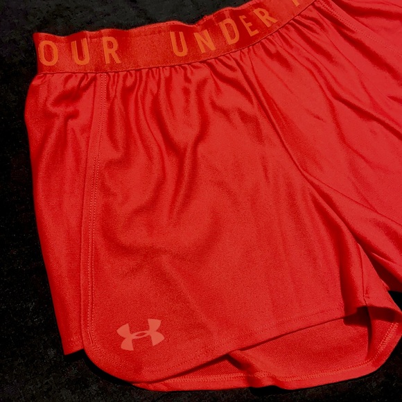 Under Armor Shorts Play it up. Size S. NWOT - Picture 5 of 12